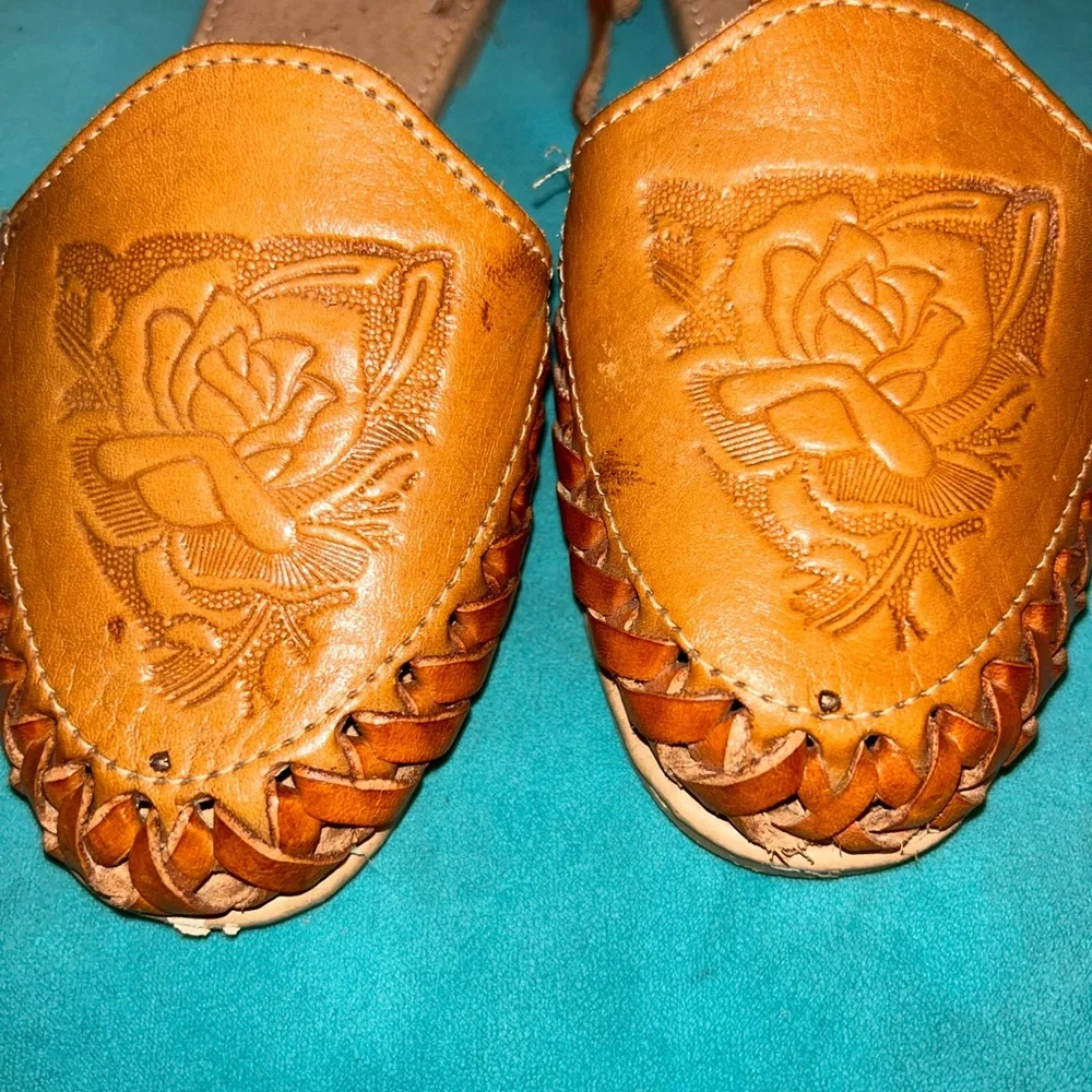 Shoes - Picture 3 of 3